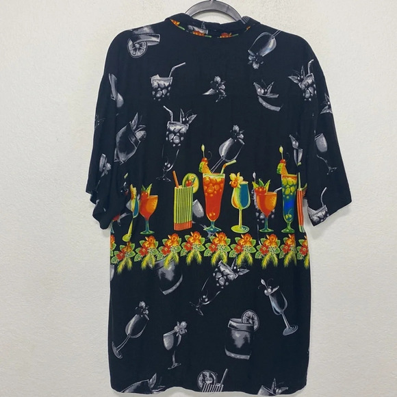 Malibu Dreams Mens Hawaiian Multicolor Novelty Button Down Cocktail Shirt Size L - Picture 7 of 9